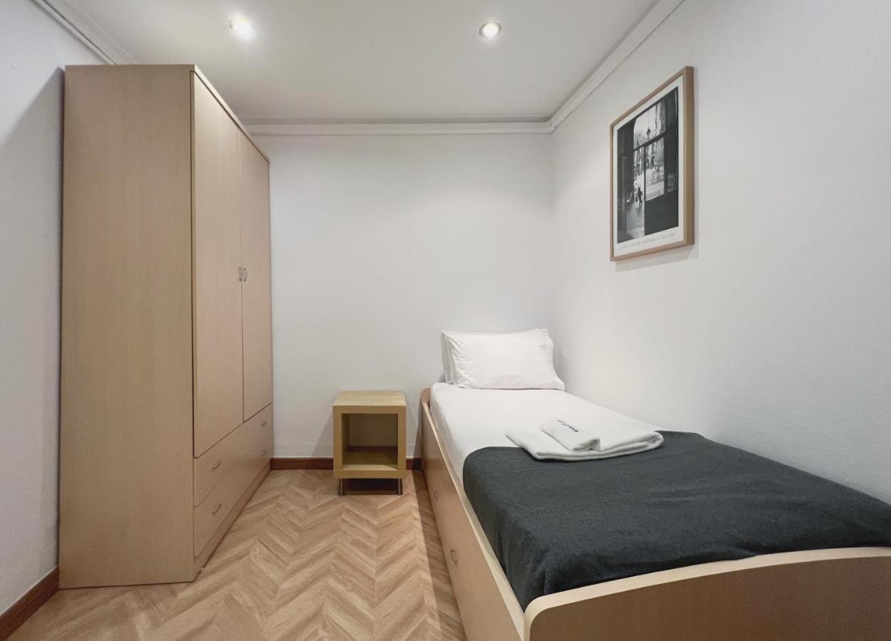 Stay U-Nique Apartments Calabria 巴塞罗那 外观 照片